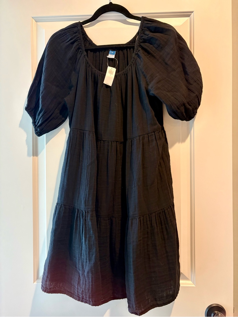 Old Navy Black Puff-Sleeve Tiered Dress